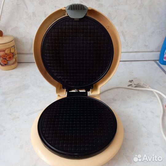 Вафельница