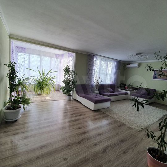 Дом 149 м² на участке 7,5 сот.