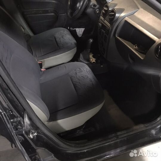 Renault Logan 1.4 МТ, 2008, 200 000 км