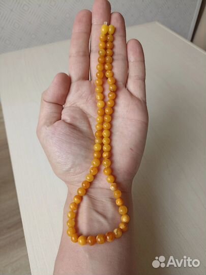 Бусы янтарные