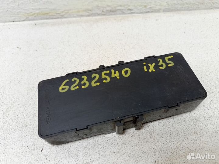 Блок реле Хендай Tucson 2