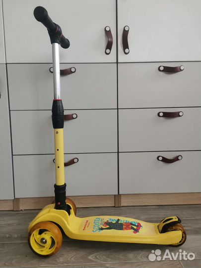 Самокат трехколесный kreiss