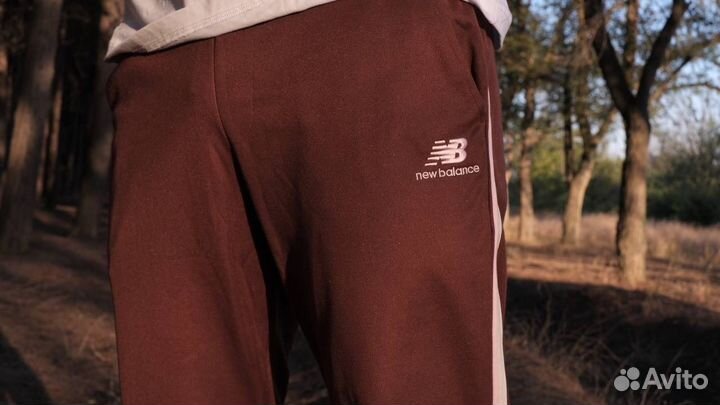 Спортивные штаны new balance