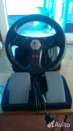 Руль Logitech