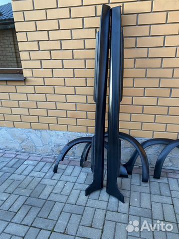 Накладки на пороги и арки Лада Гранта