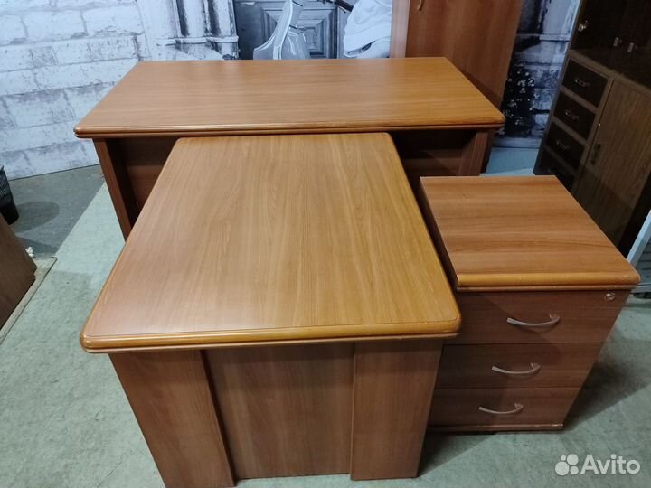 Кабинет руководителя, 4 предмета б/у