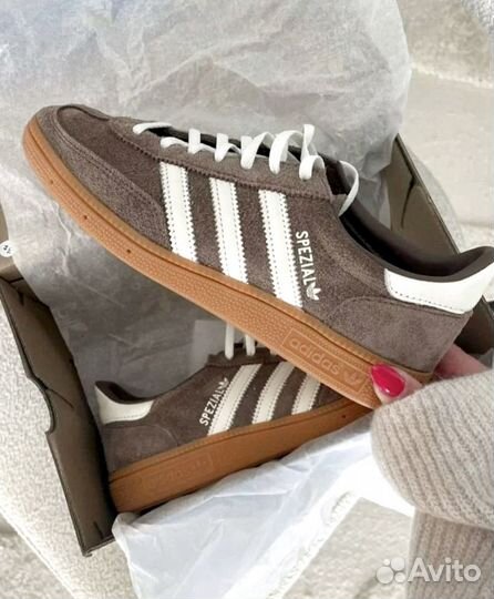 Кроссовки Adidas handball Spezial Brown