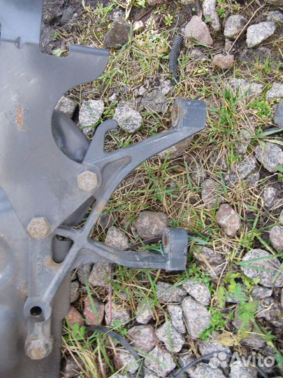 Кронштейн воздушного фильтра Scania P, G, R series