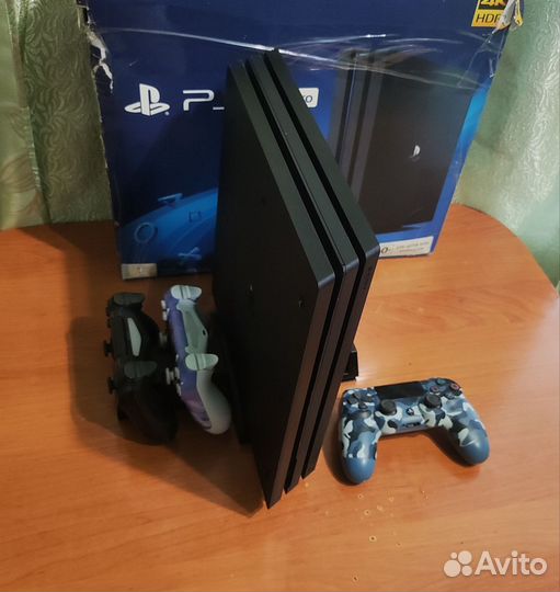 Sony PS4 pro 1tb с подпиской