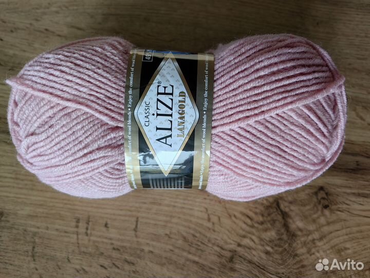 Повязка на голову вязаная