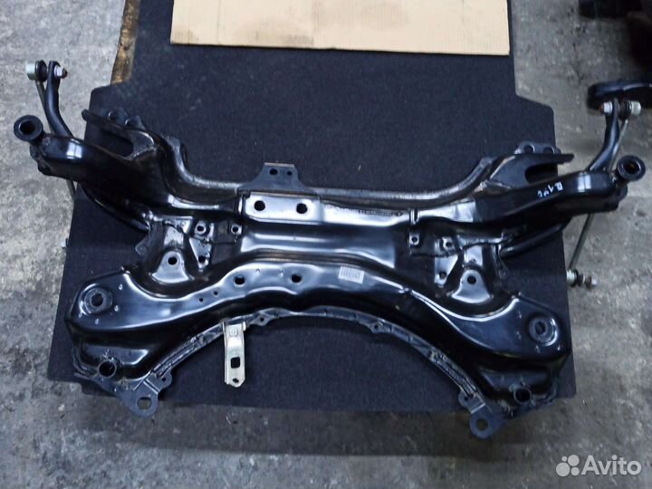 Подрамник передний для Toyota Corolla 180