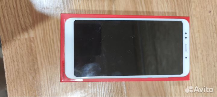 Xiaomi Redmi 5 Plus, 4/64 ГБ