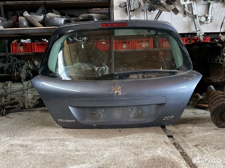 Peugeot 207 крышка багажника