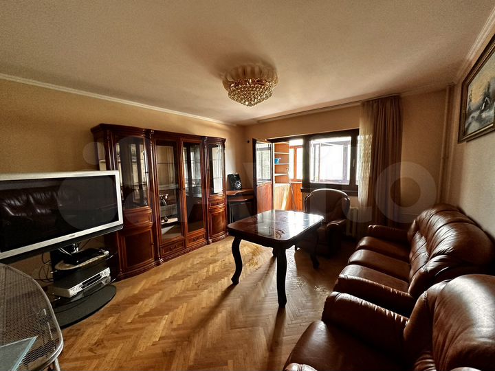 2-к. квартира, 51 м², 3/9 эт.