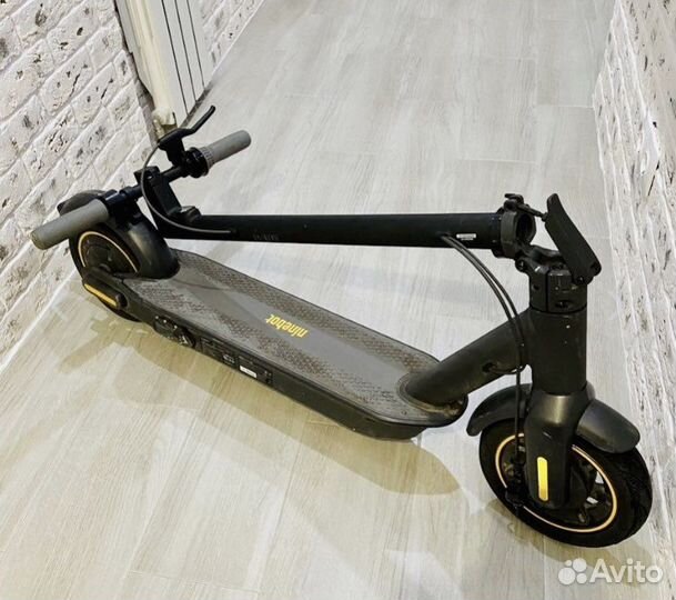 Электросамокат Ninebot KickScooter Max G30P
