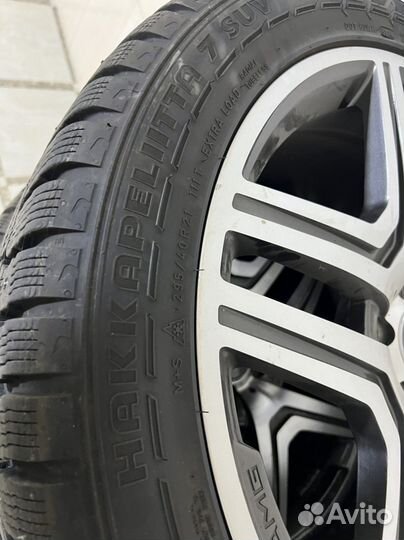 Nokian Tyres Hakkapeliitta 7 SUV 295/40 R21