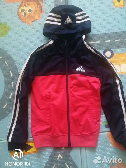 Спортивный костюм adidas для девочки 140см