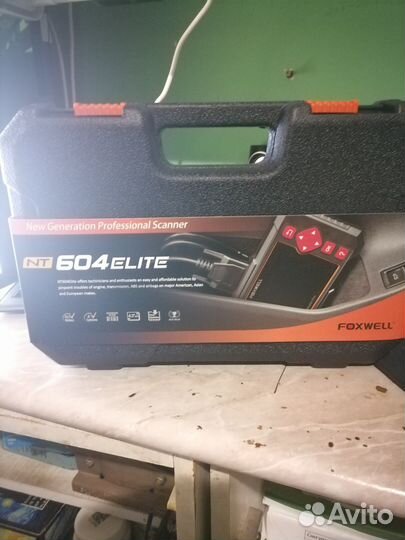 Продаю автосканер Foxwell NT604elite