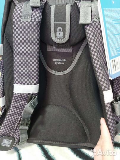 Рюкзак школьный для мальчика новый