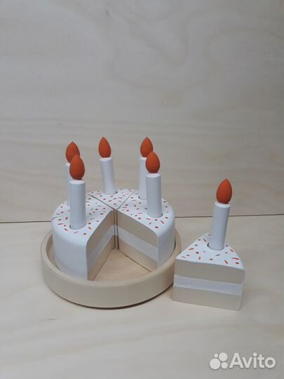 Торт деревянный покрашенный акриловыми красками