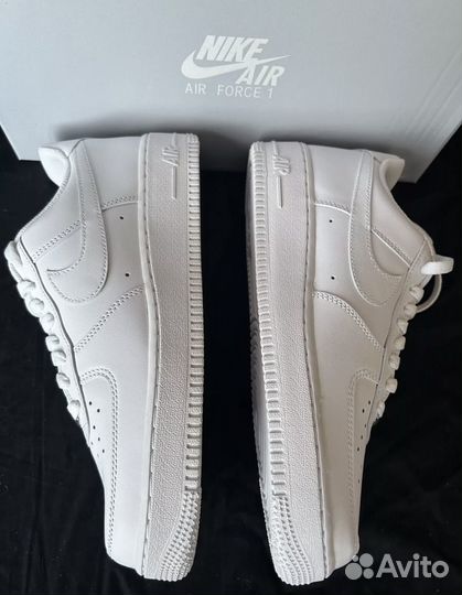 Nike air force 1 low white