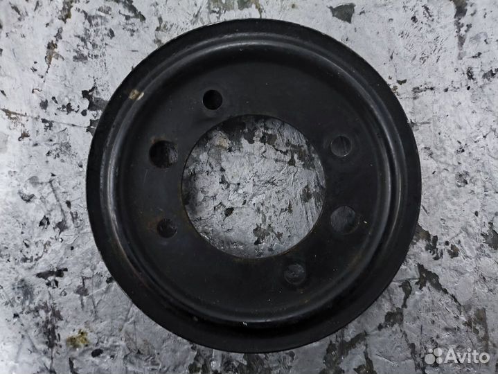 Шкив помпы Suzuki Grand Vitara 2 рест. JT 2010