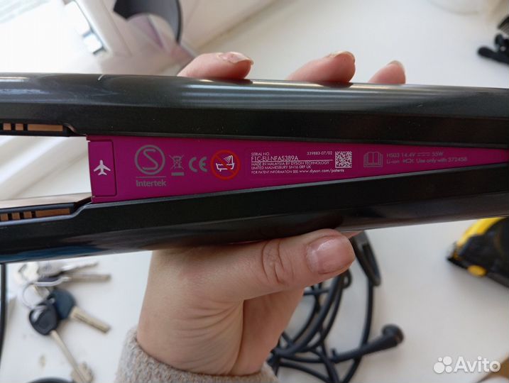Выпрямитель для волос dyson