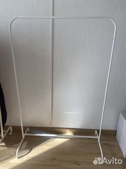 Стойка для одежды напольная