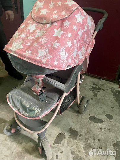 Прогулочная коляска