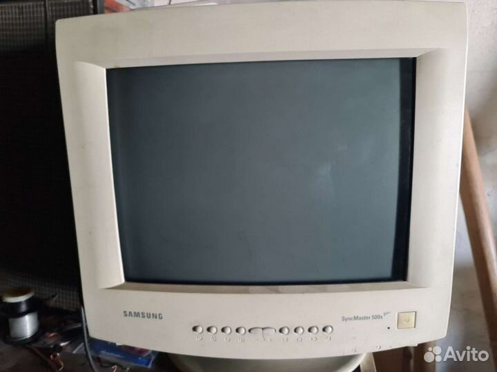 Монитор Samsung