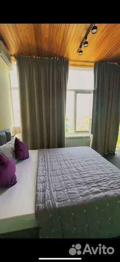 Кровать двухспальная 160 200 бу с матрасом