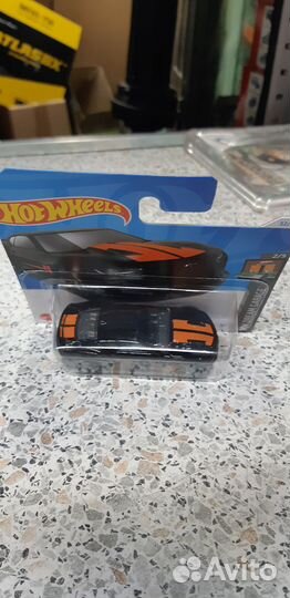 Модель Hot Wheels '18 Camaro SS. -2024