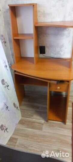 Компьютерный столик бу
