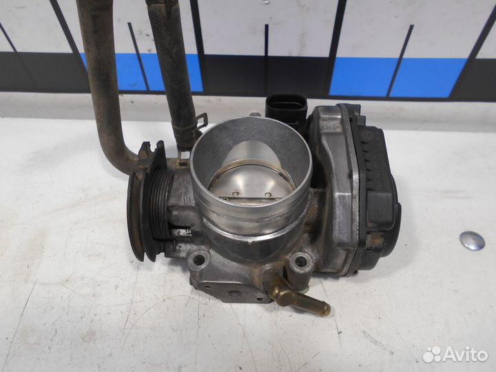 Заслонка дроссельная VW 06A133064H
