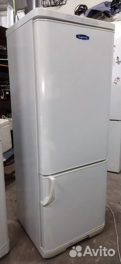 Холодильник Бирюса