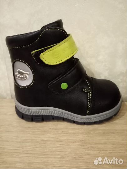 Ботинки демисезонные для мальчика 21 размера