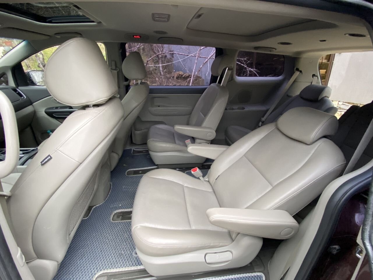 Kia Carnival: фото владельца