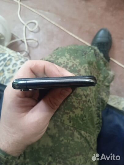 iPhone Xs, 64 ГБ