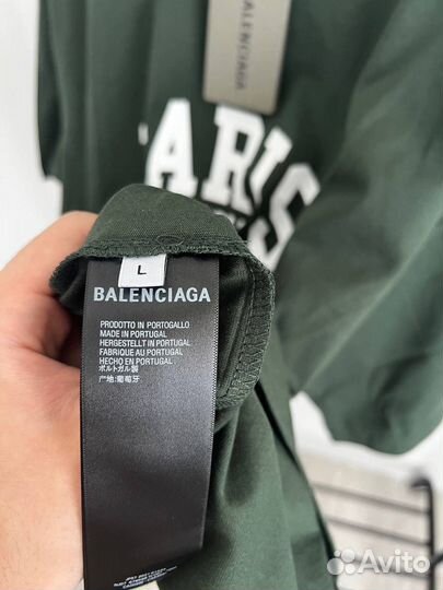 Футболка balenciaga paris