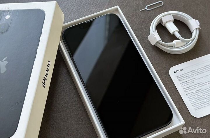 iPhone 13, 256 ГБ