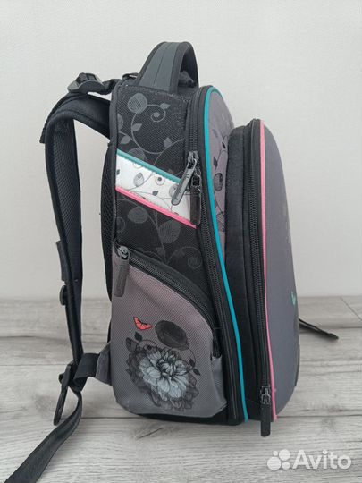 Рюкзак школьный Hummingbird