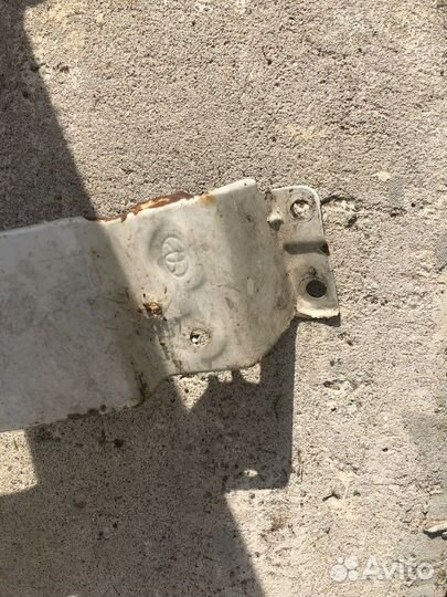 Крыло переднее правое Toyota Venza