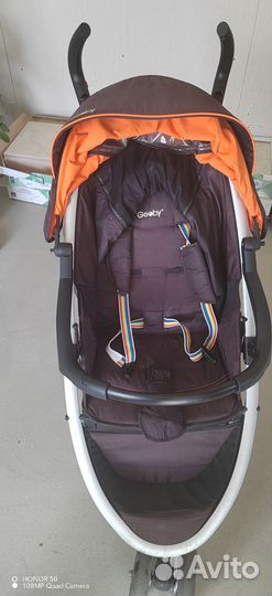 Прогулочная коляска