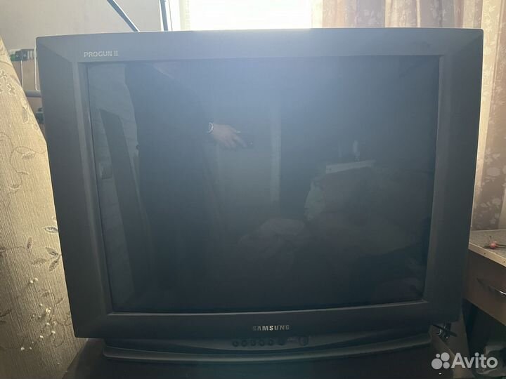 Телевизор samsung