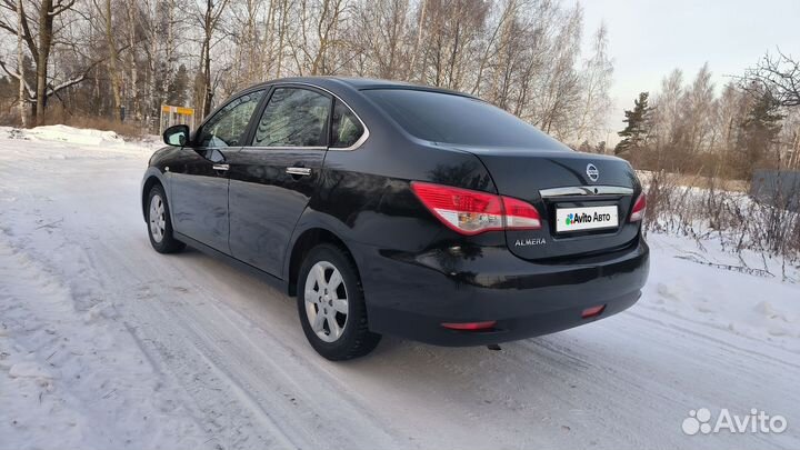 Nissan Almera 1.6 AT, 2015, 100 000 км