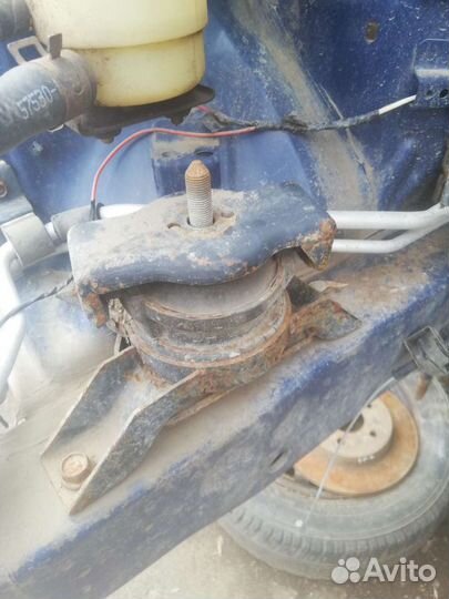 Подушка двигателя правая на Getz 1.4