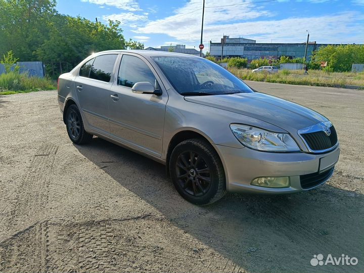 Skoda Octavia 1.6 AT, 2012, 185 000 км