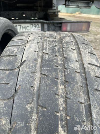 Pirelli P Zero 255/40 R19 100Y