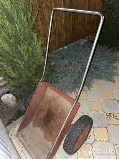 Садовая тележка тачка