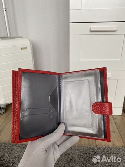 Обложка 2в1 для документов на заклепке красная